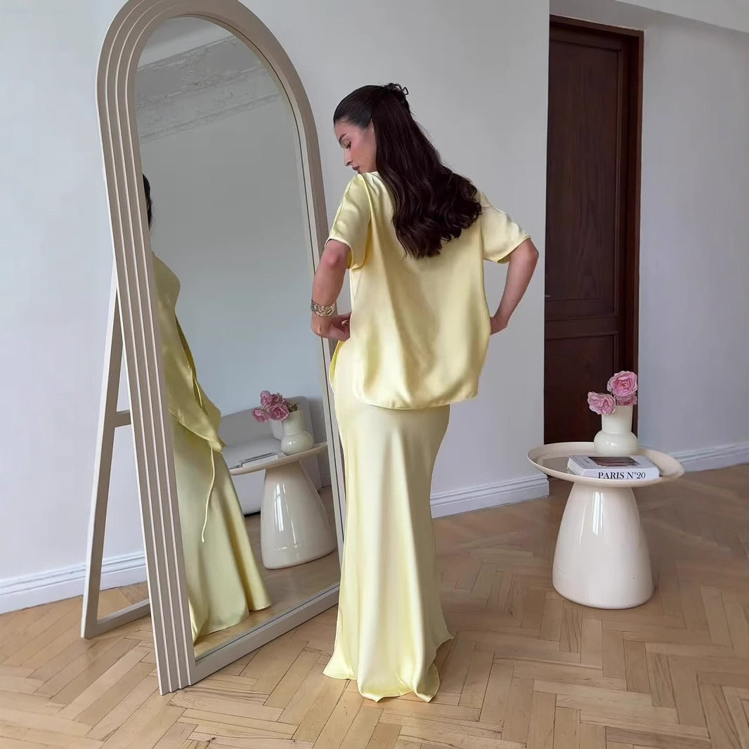Ensemble Haut Noué à Manches Courtes et Robe Mi-longue