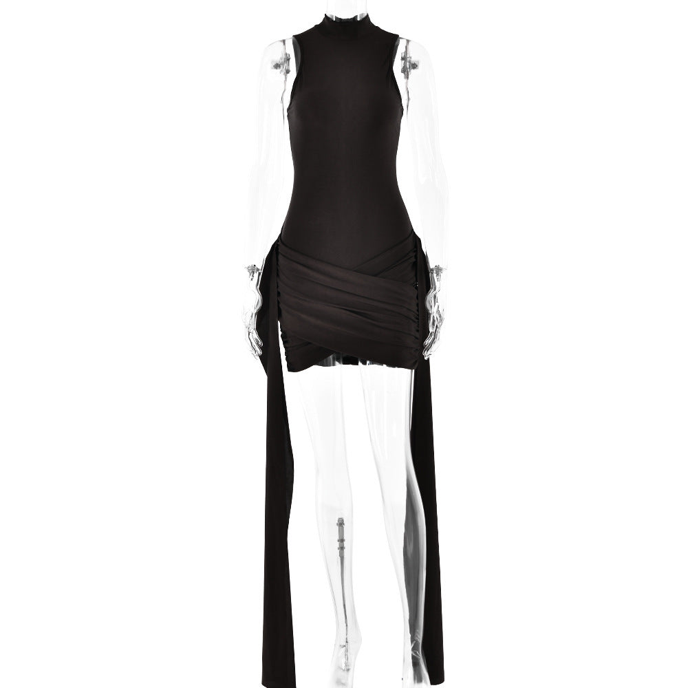 Robe Moulante Courte Sans Manches – Fente Latérale & Détail à Nouer