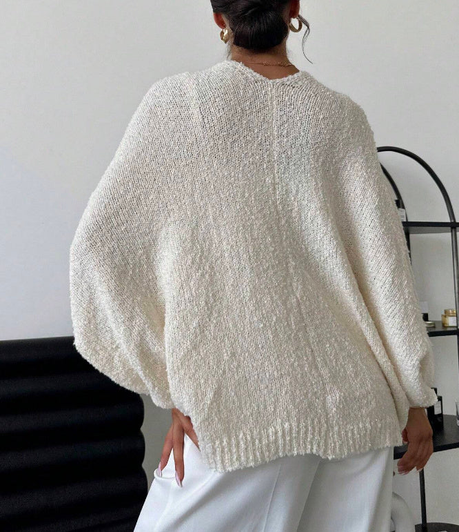 Pull Femme à Col V Profond – Coupe Ample & Style Épuré