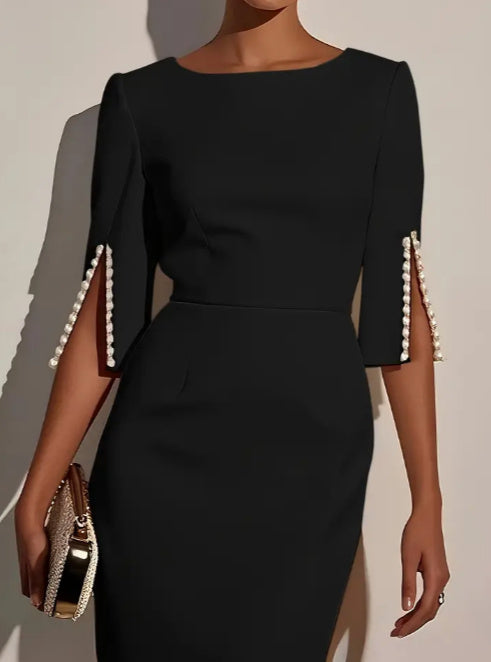 Robe Élégante à Manches Fendues – Longueur Mi-longue