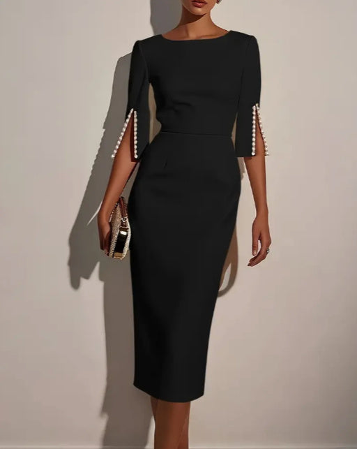 Robe Élégante à Manches Fendues – Longueur Mi-longue
