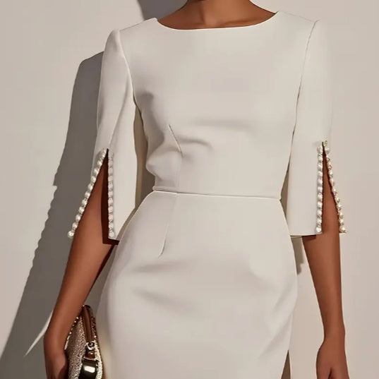 Robe Élégante à Manches Fendues – Longueur Mi-longue