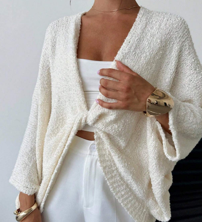 Pull Femme à Col V Profond – Coupe Ample & Style Épuré