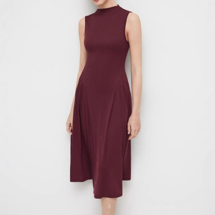 Robe Sans Manches à Volants – Col Montant Uni